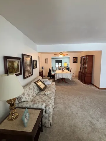 $350,000 | 151 Rose Tree Lane, Lindenhurst, IL 60046