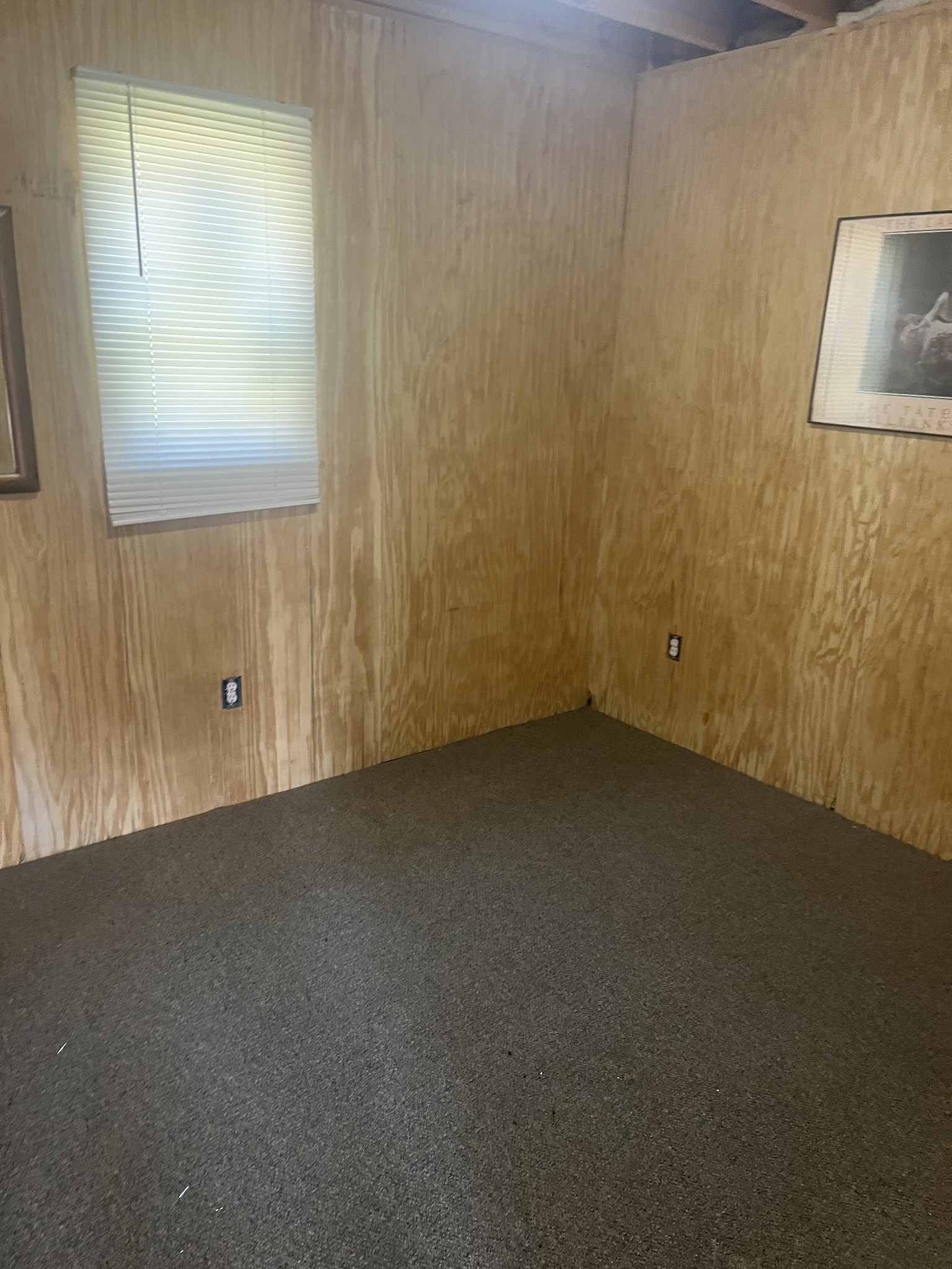 2131 Old Weatherford Creek Road Lutts, TN 38471 - Photo 14 of 64 a view of a small space