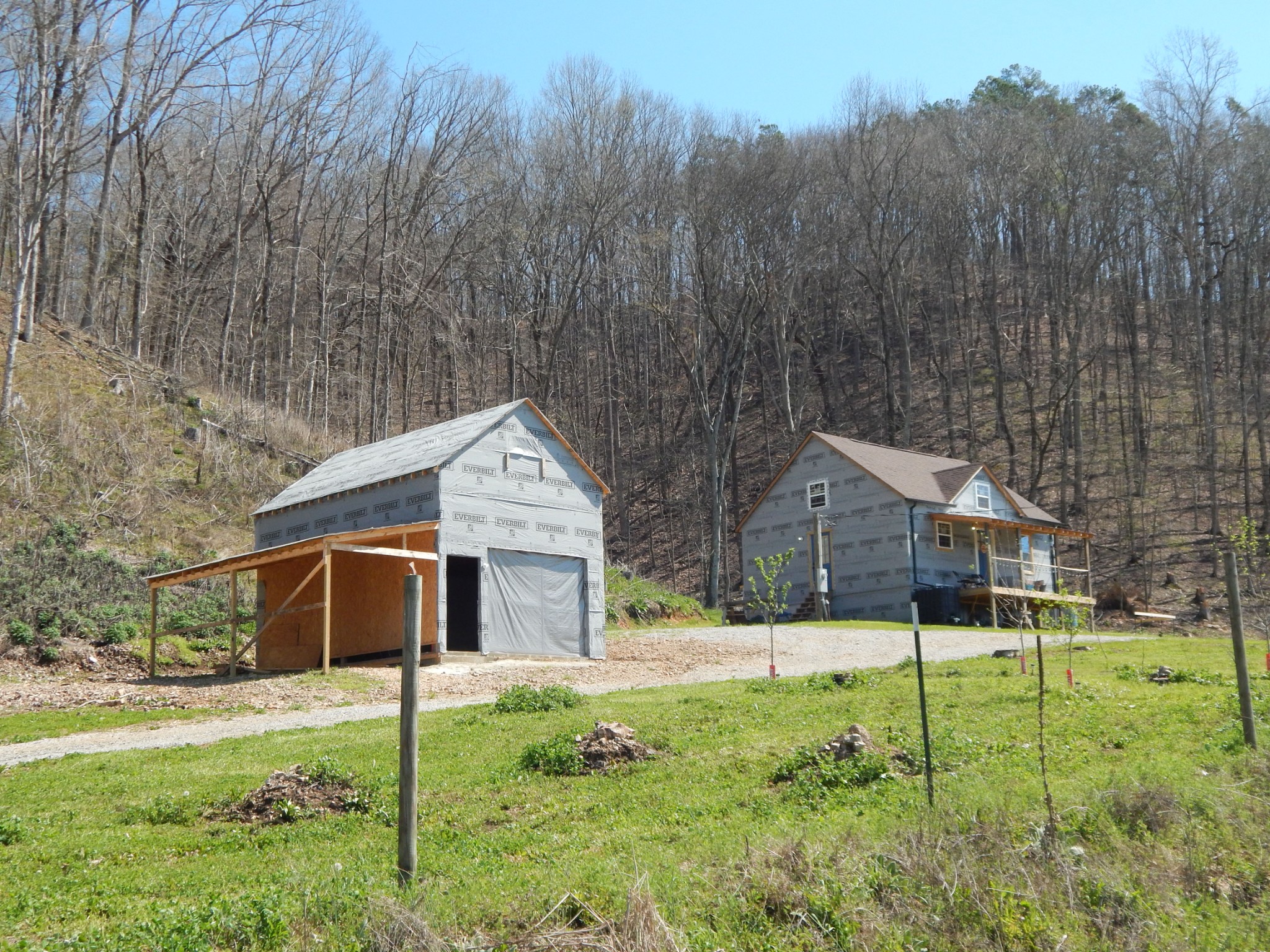 2131 Old Weatherford Creek Road Lutts, TN 38471 - Photo 28 of 64 a backyard of a house with table and chairs