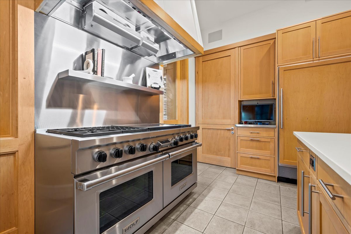 4 Indian Hill Road Winnetka, IL 60093 - Photo 18 of 31 Gallery Image 18