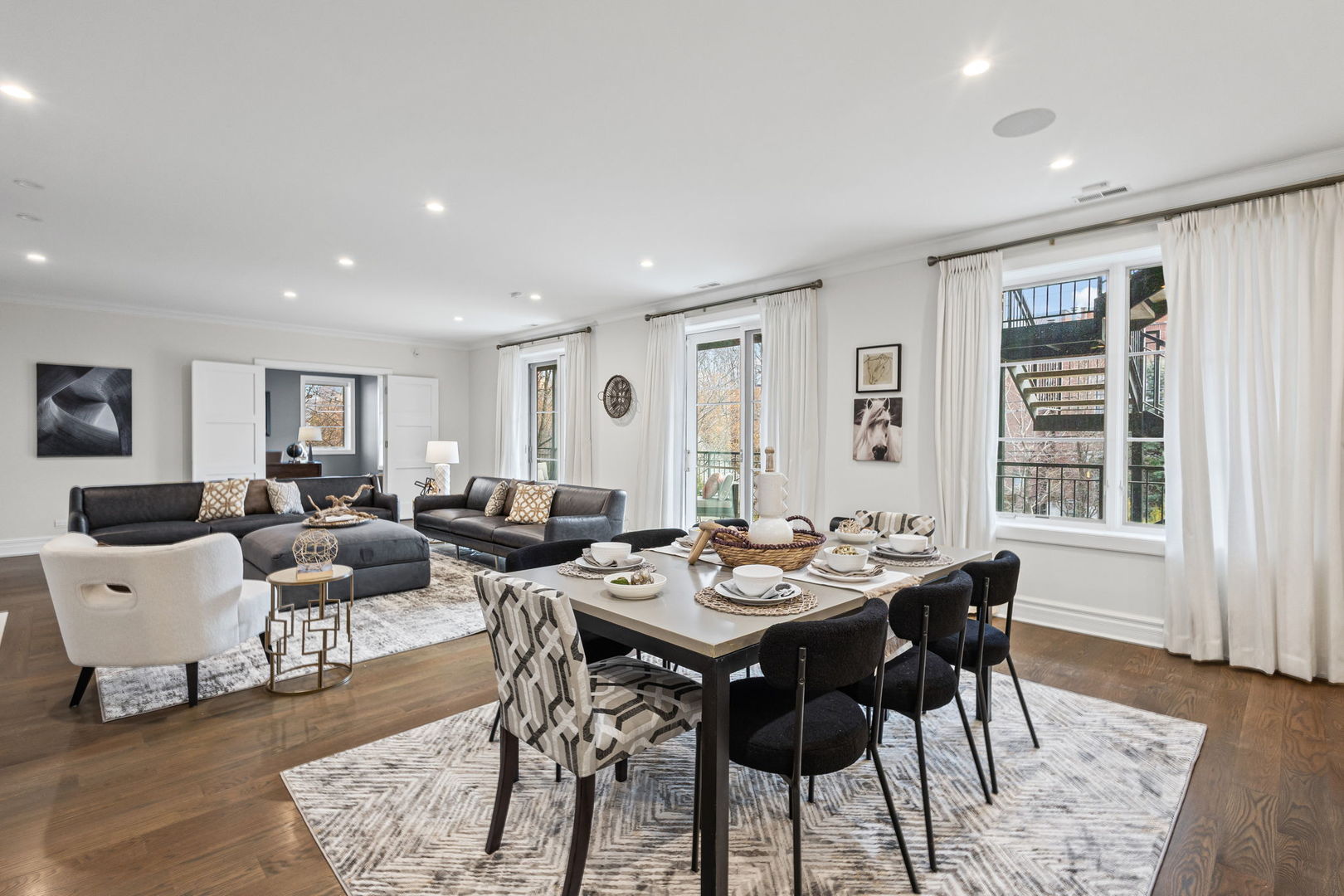 1851 North Halsted Street, Unit 2 Chicago, IL 60614 - Photo 11 of 40