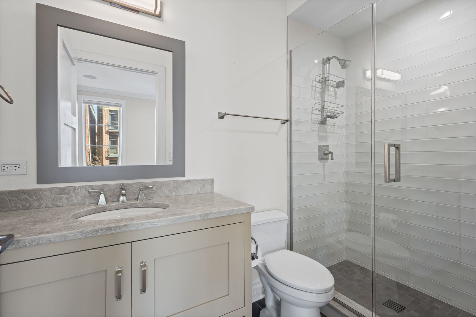 1851 North Halsted Street, Unit 2 Chicago, IL 60614 - Photo 28 of 40