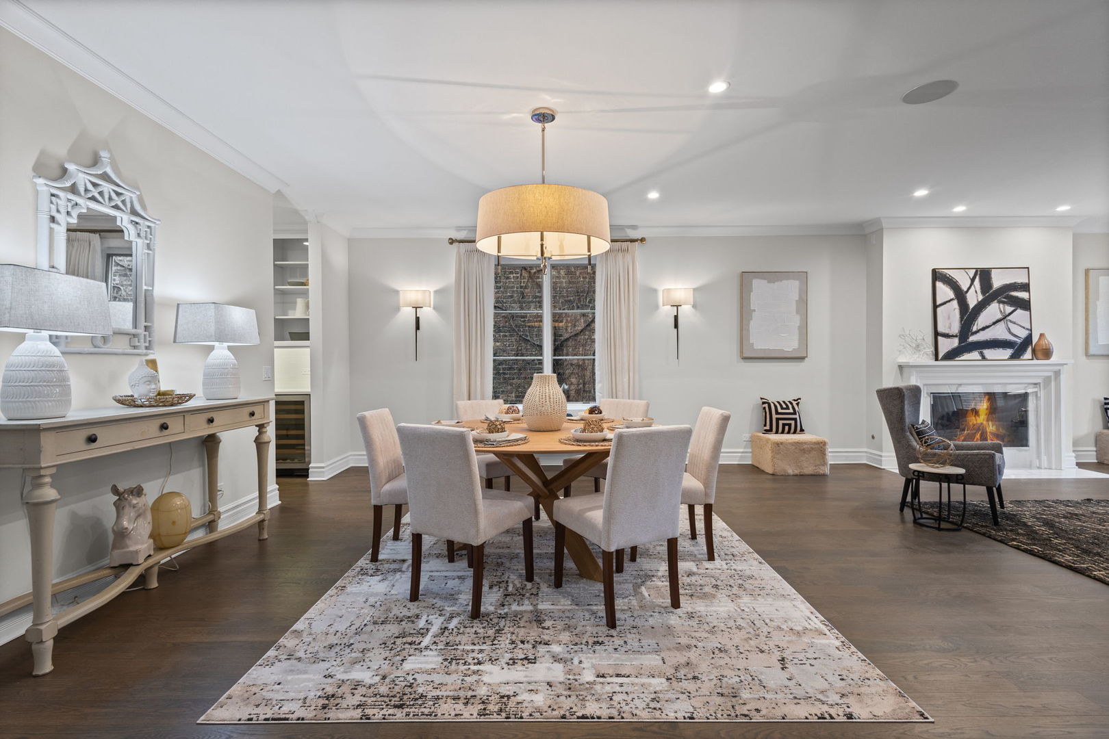 1851 North Halsted Street, Unit 2 Chicago, IL 60614 - Photo 5 of 40