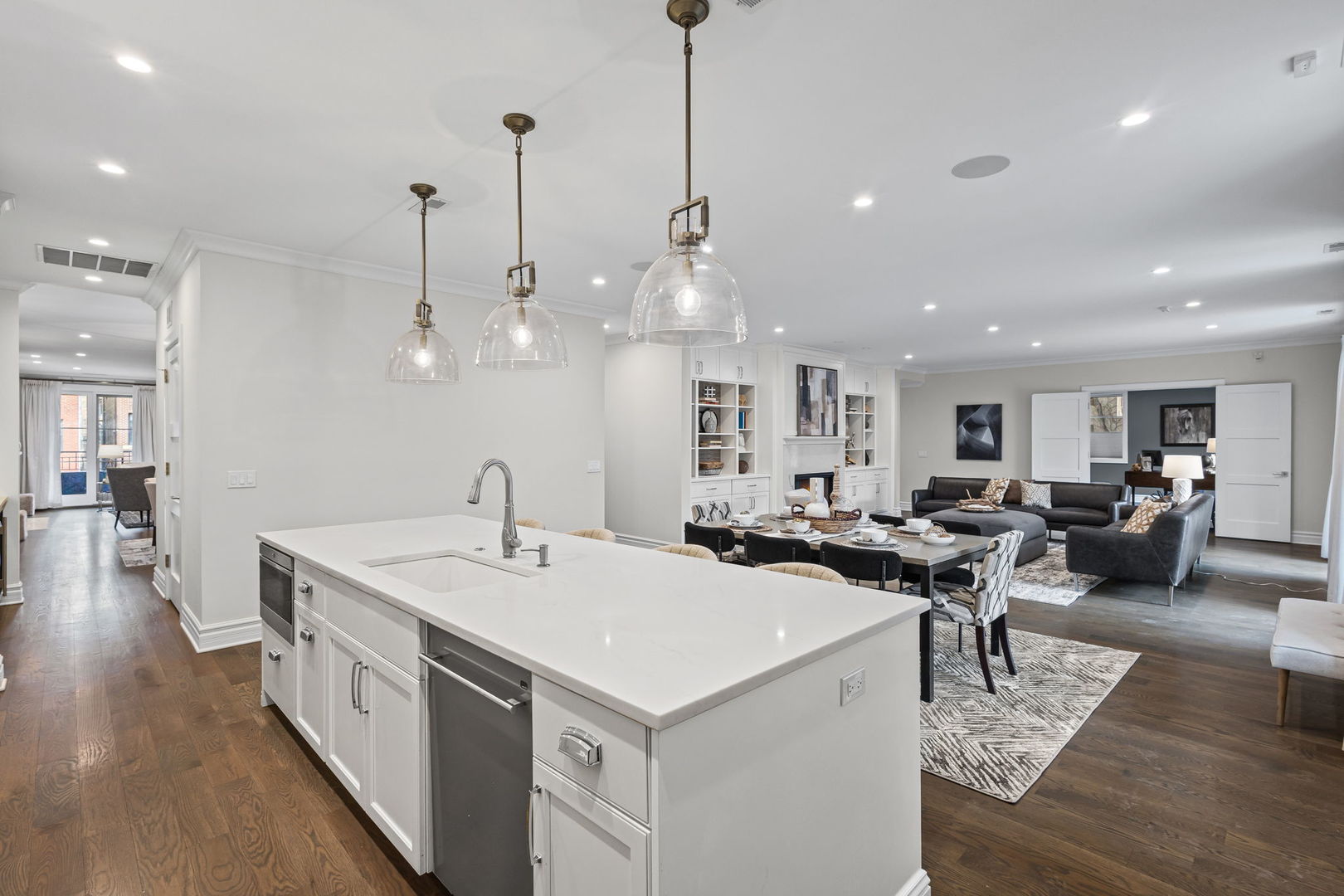 1851 North Halsted Street, Unit 2 Chicago, IL 60614 - Photo 10 of 40