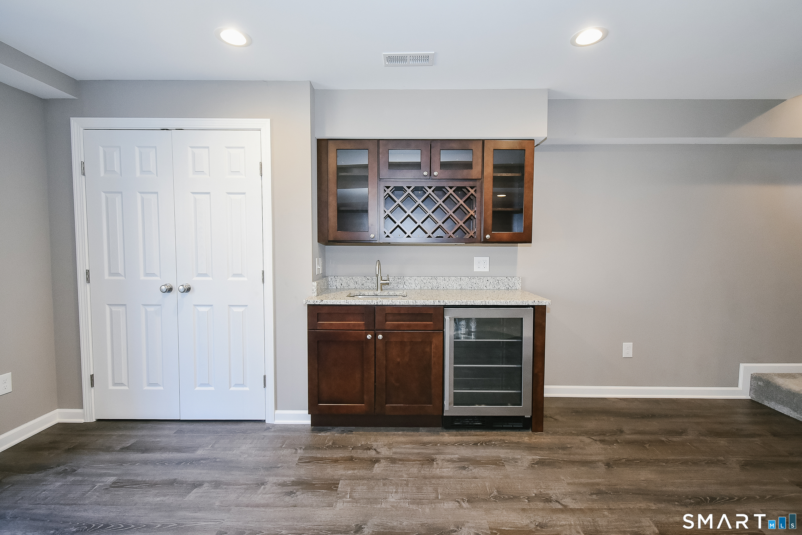 183 Root Road Coventry, CT 06238 - Photo 35 of 40 Wet bar