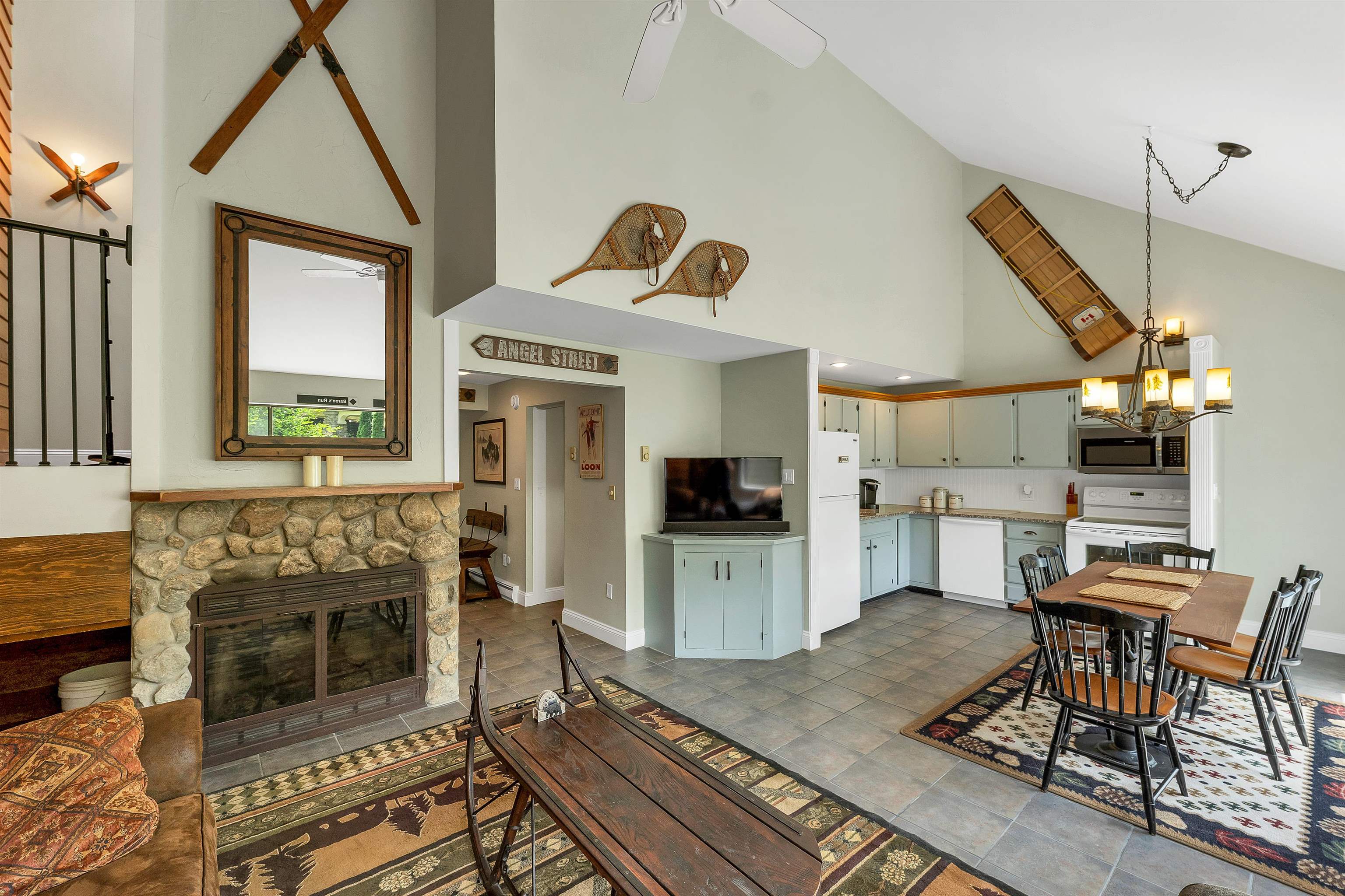 6 Loon Valley Road, Unit 9 Lincoln, NH 03251 - Photo 17 of 48