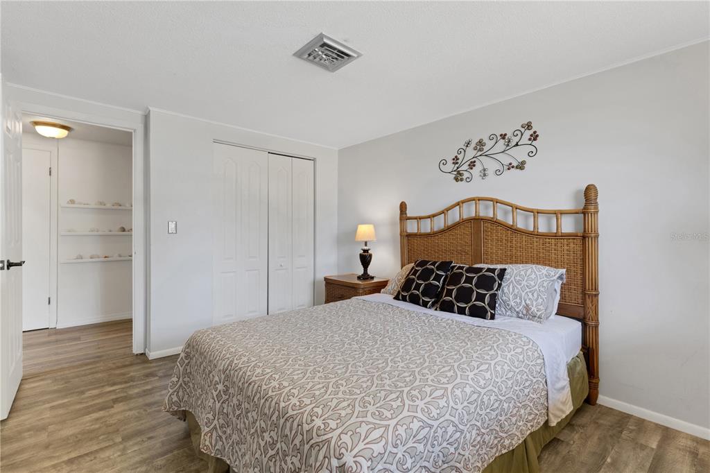 979 Kimball Road Venice, FL 34293 - Photo 23 of 40