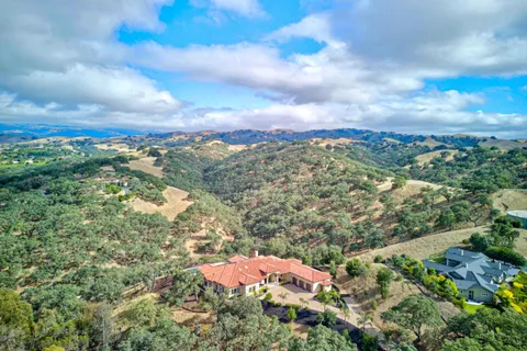 $6,799,000 | 5 Winding Oaks Drive, Pleasanton, CA 94566