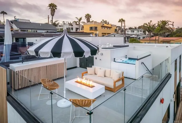 $9,495,000 | 239 4th Street, Encinitas, CA 92024