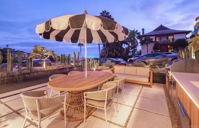 $9,495,000 | 239 4th Street, Encinitas, CA 92024