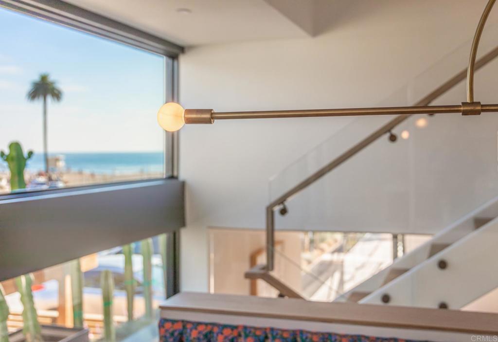 239 4th Street Encinitas, CA 92024 - Photo 10 of 31