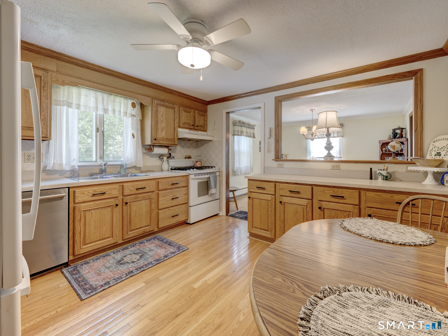141 Roseanna Road Southington, CT 06479 - Photo 14 of 40