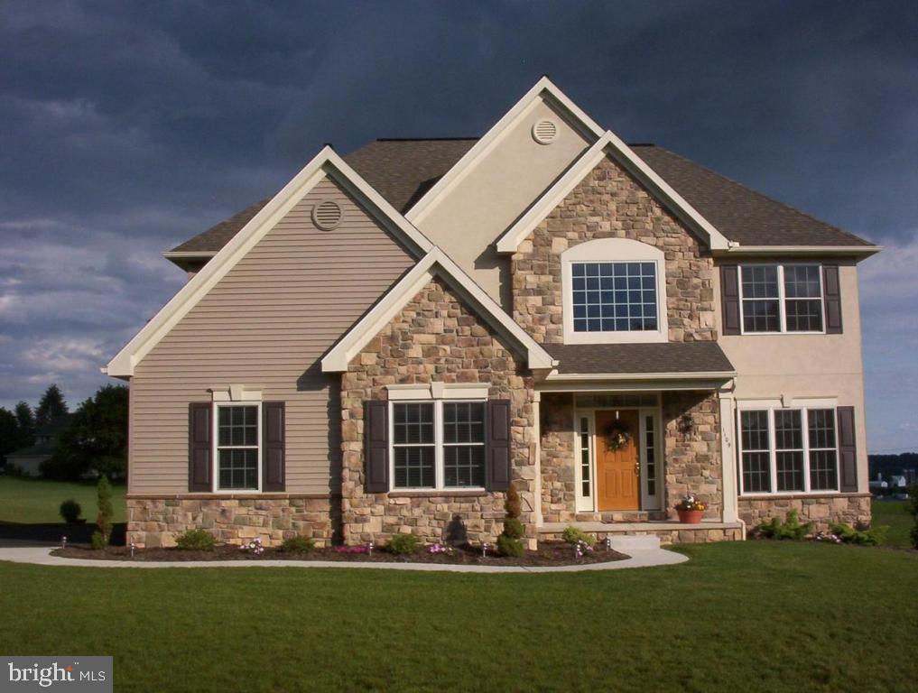 1109 Orchard Road Lititz, PA 17543 - Photo 1 of 20