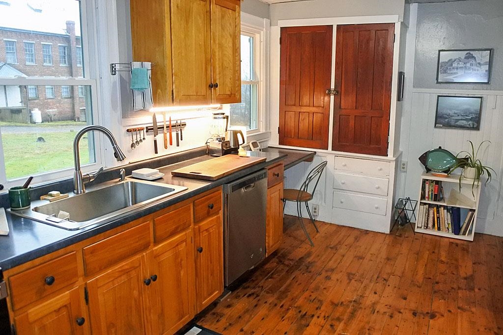 360 Beaman Street Poultney, VT 05764 - Photo 38 of 40