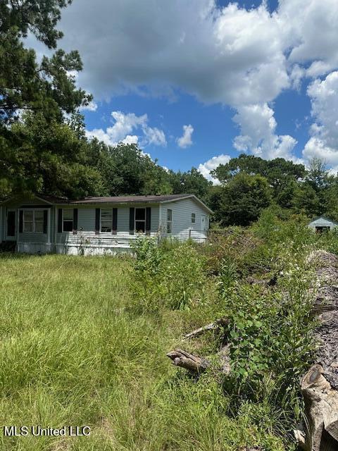 44 Jamie Road Carriere, MS 39426 - Photo 3 of 12 IMG_6307