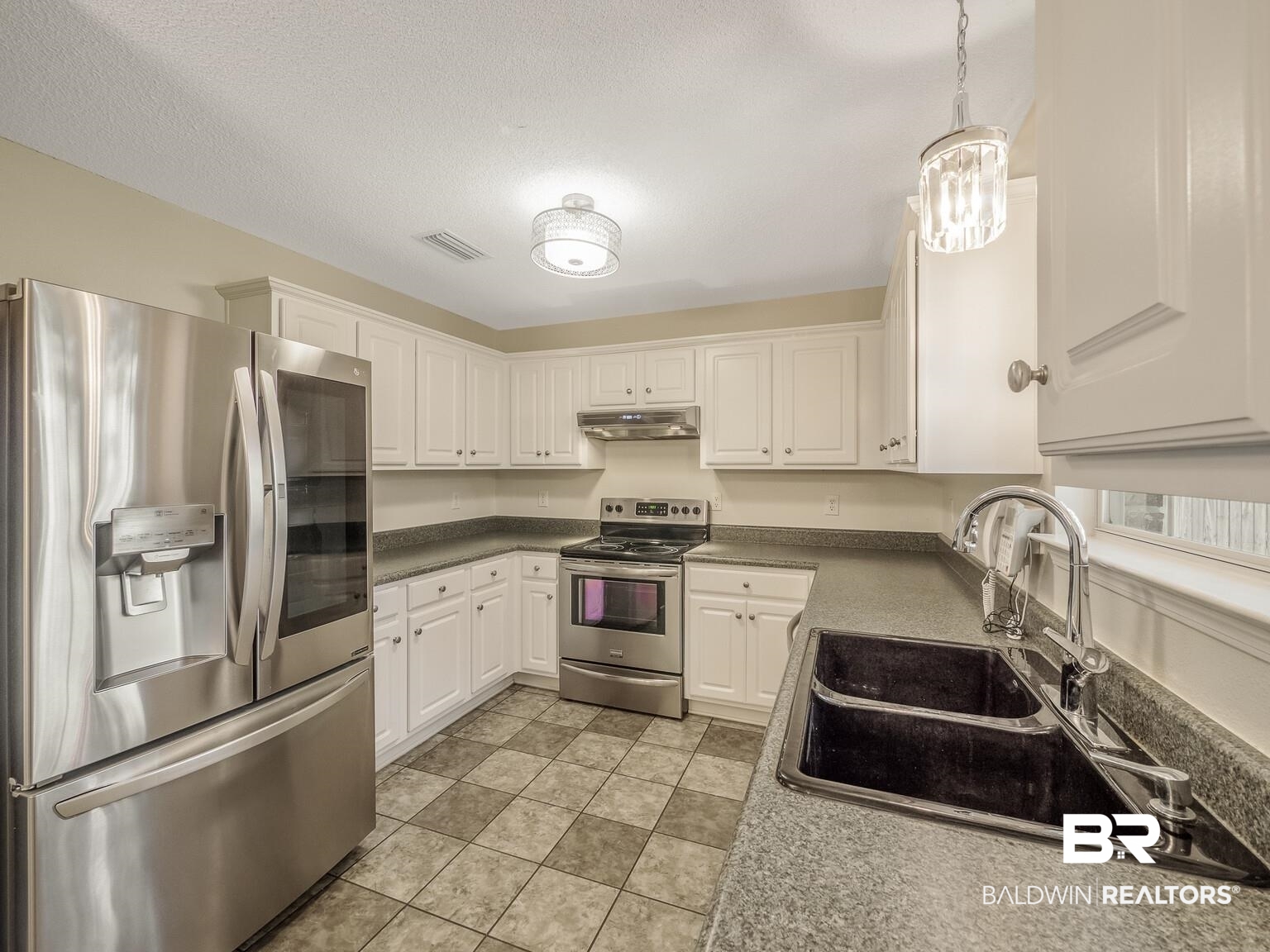 301 Cahaba Street Foley, AL 36535 - Photo 20 of 47