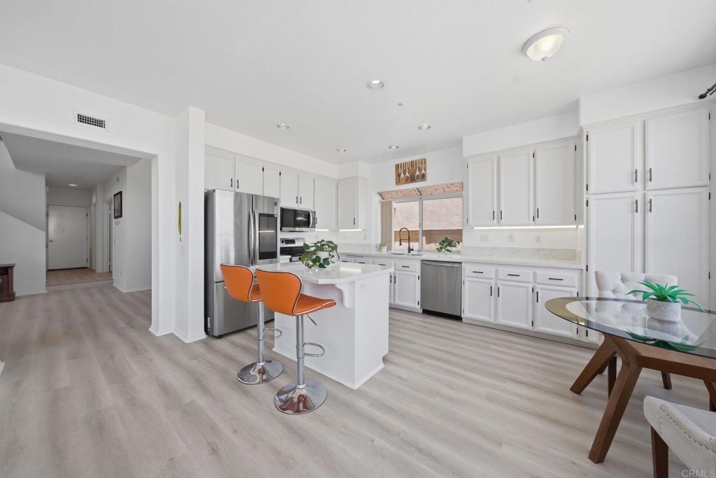 2345 Country View Escondido, CA 92026 - Photo 6 of 56