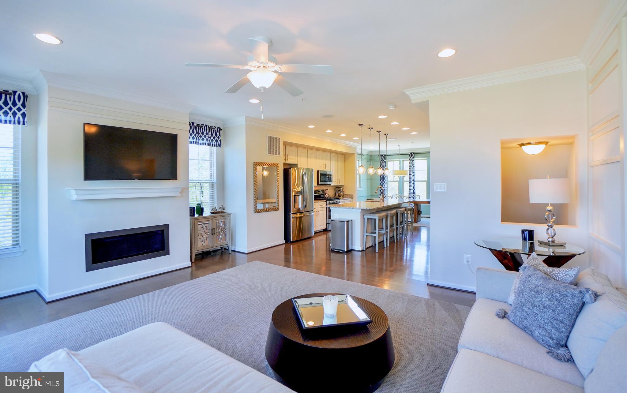 3400 Pintail Road Baltimore, MD 21222 - Photo 20 of 58 Living room with gas fireplace