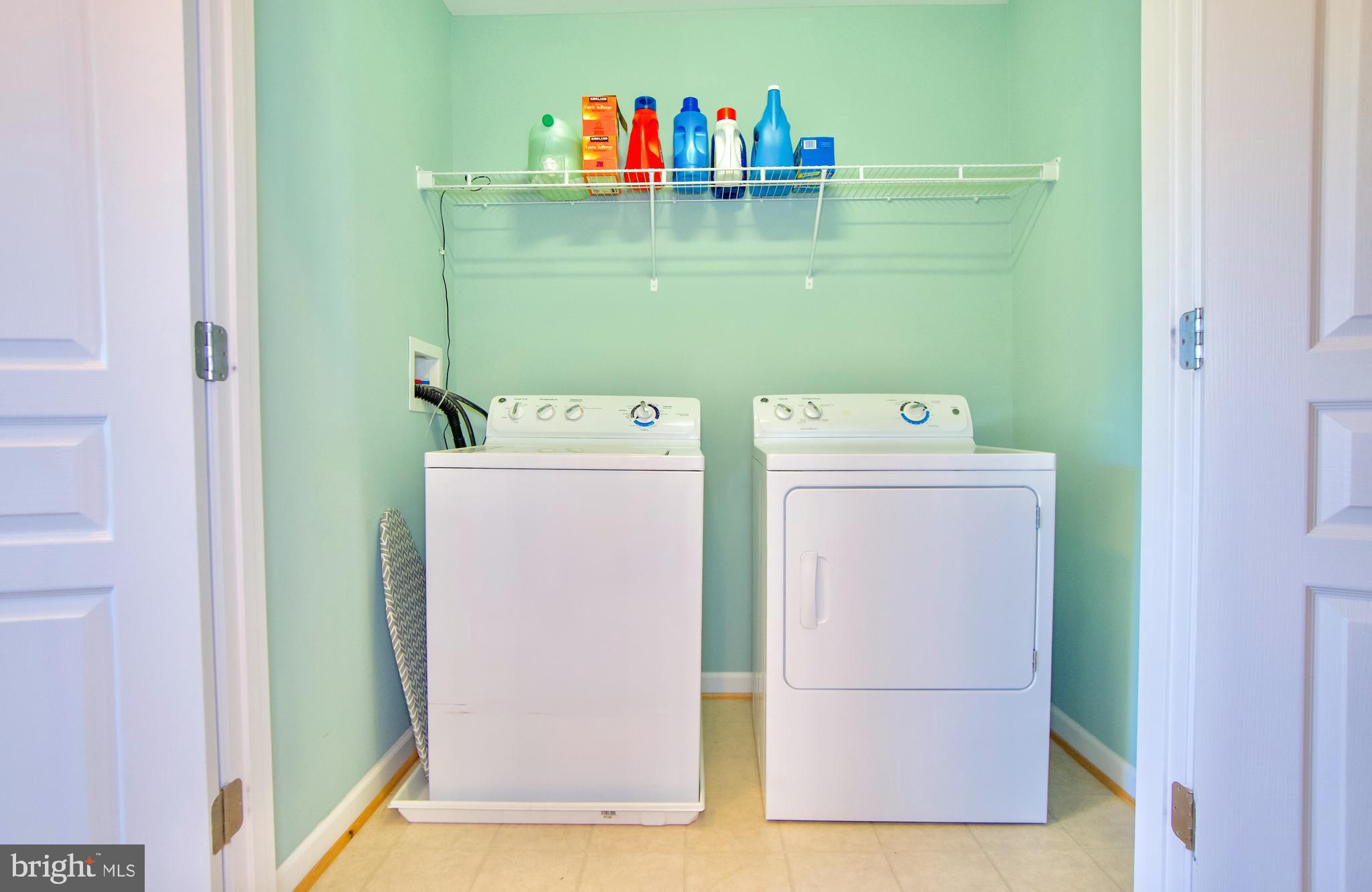 3400 Pintail Road Baltimore, MD 21222 - Photo 31 of 58 Upper level laundry room