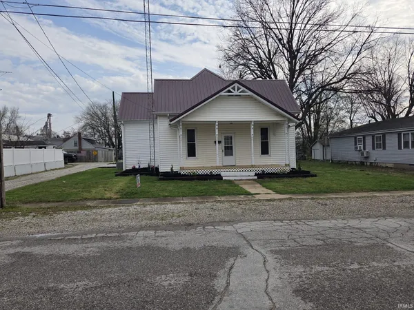 $194,900 | 107 East Race Street, Odon, IN 47562