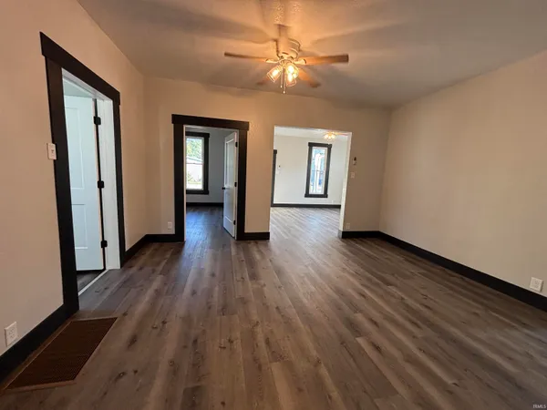 $194,900 | 107 East Race Street, Odon, IN 47562