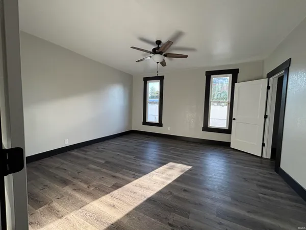 $194,900 | 107 East Race Street, Odon, IN 47562