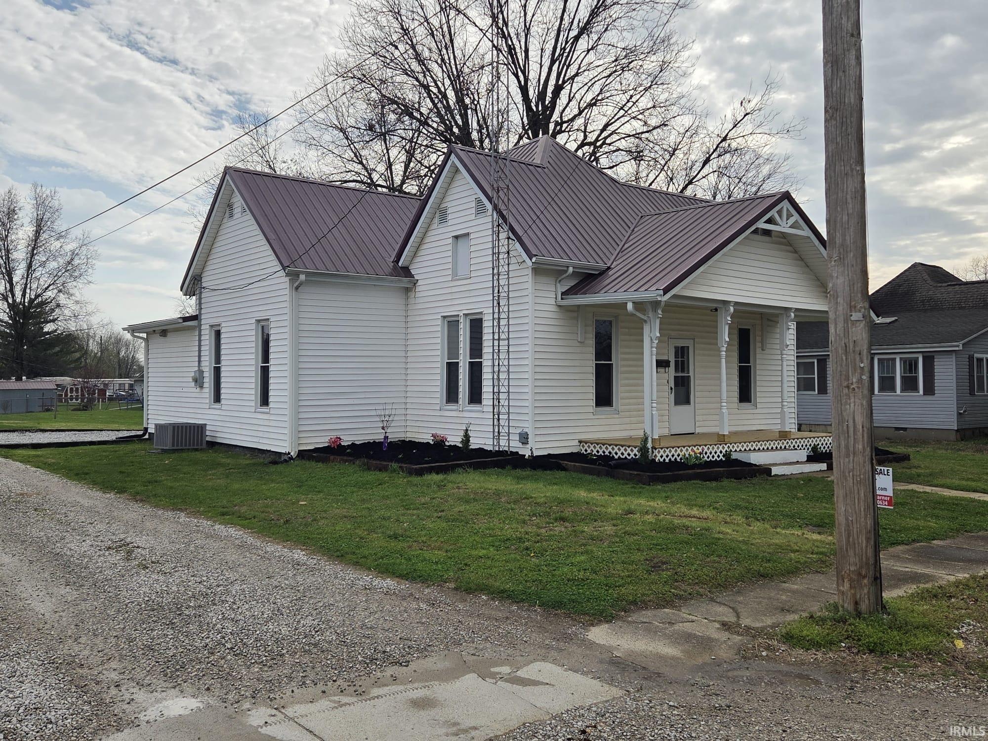 107 East Race Street Odon, IN 47562 - Photo 2 of 34