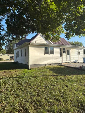 $194,900 | 107 East Race Street, Odon, IN 47562
