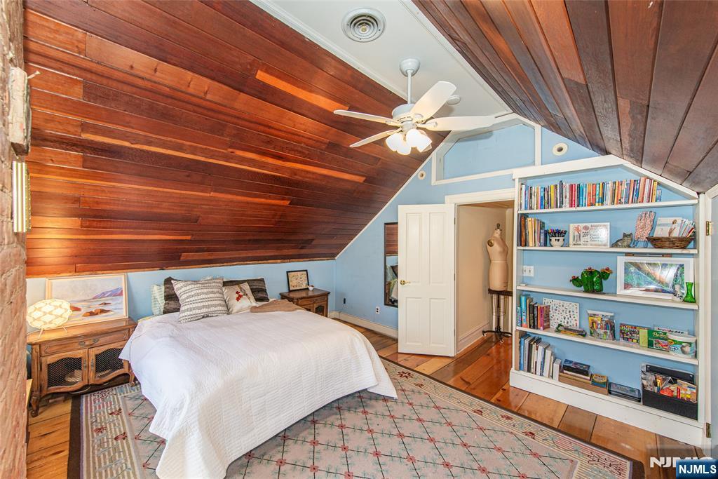 376 Lafayette Road Harrington Park, NJ 07640 - Photo 37 of 50