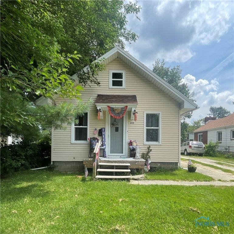 959 Patchen Road Oregon, OH 43616 - Photo 2 of 35 Gallery Image 2
