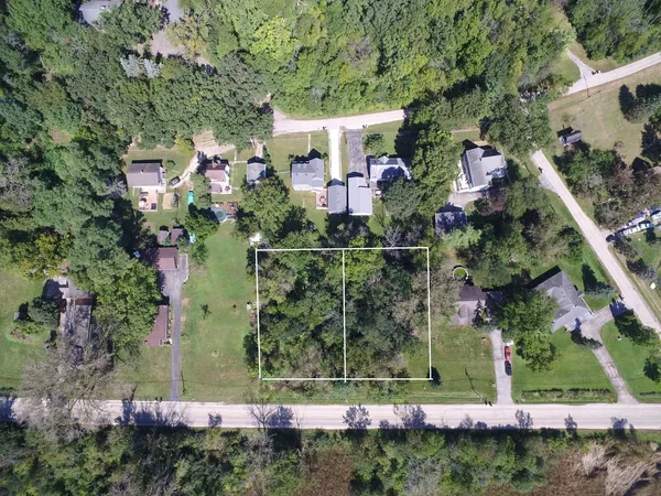 $250,000 | 19-w760 Bluff Road, Lemont, IL 60439