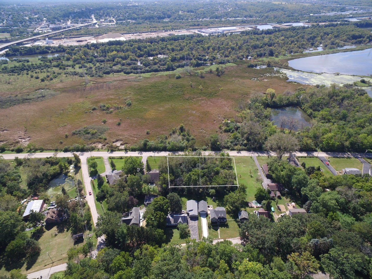 19-w760 Bluff Road Lemont, IL 60439 - Photo 2 of 4