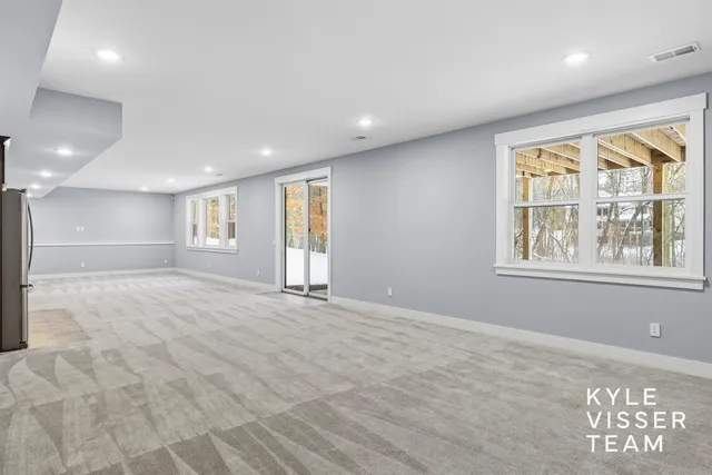 $1,100,000 | 7787 South Gracemoor Court Southeast, Alto, MI 49302