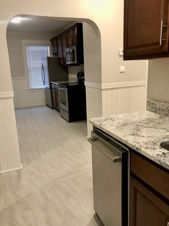 179 Massasoit Road Worcester, MA 01604 - Photo 3 of 11
