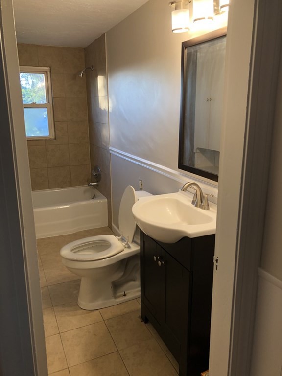 179 Massasoit Road Worcester, MA 01604 - Photo 6 of 11