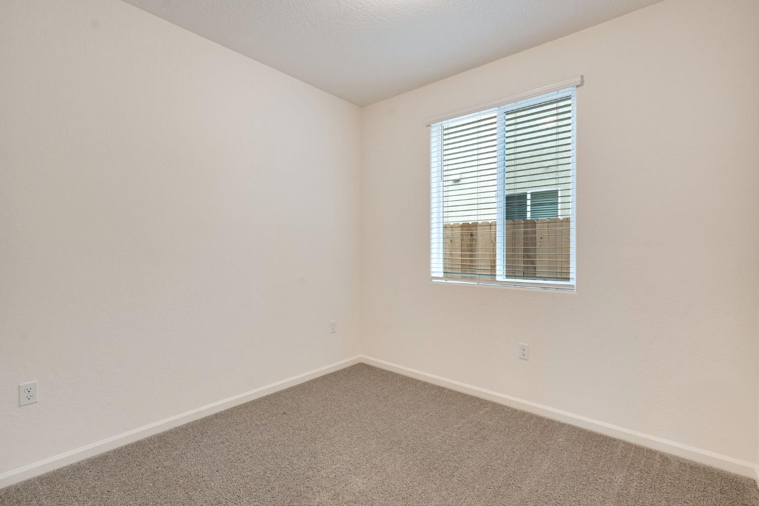 2143 North Renn Avenue Clovis, CA 93619 - Photo 21 of 28