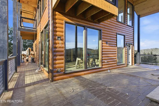 $789,000 | 10322 Alex Bales Road, Kodak, TN 37764