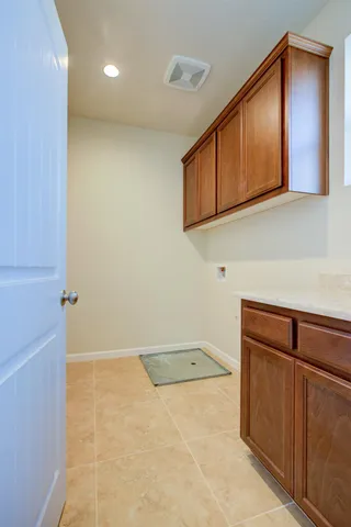 $569,950 | 3105 Lake Hill Court, Modesto, CA 95355