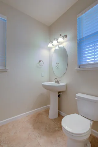 $569,950 | 3105 Lake Hill Court, Modesto, CA 95355