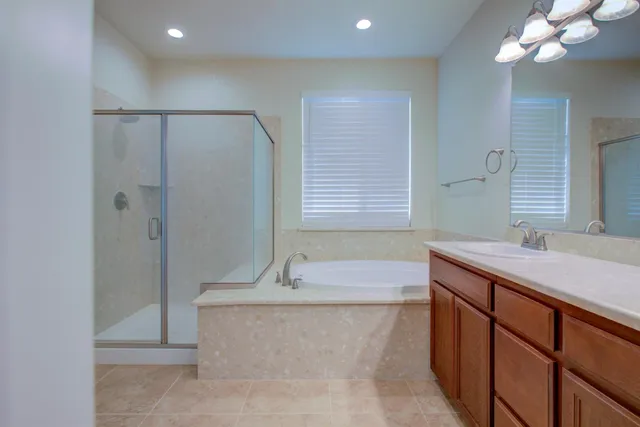 $569,950 | 3105 Lake Hill Court, Modesto, CA 95355