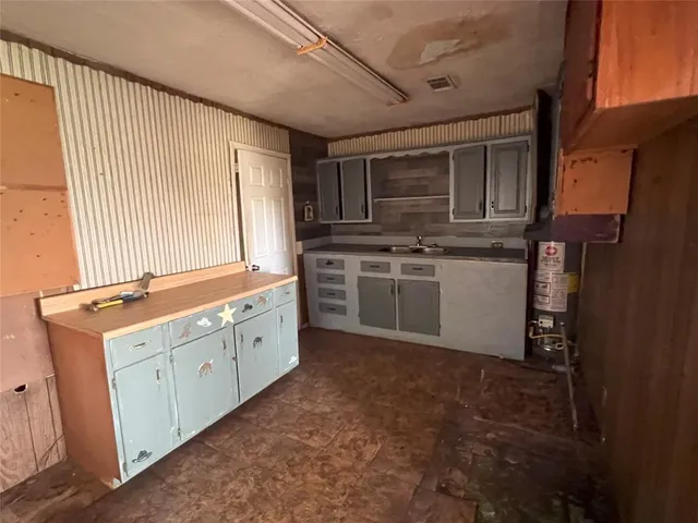 $119,500 | 415 Johnson Street, Wilmer, TX 75172