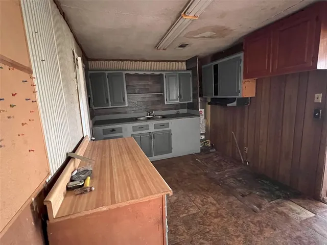 $119,500 | 415 Johnson Street, Wilmer, TX 75172