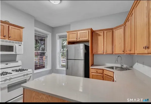 $2,895 | 189 Wooster Street, New Haven, CT 06511
