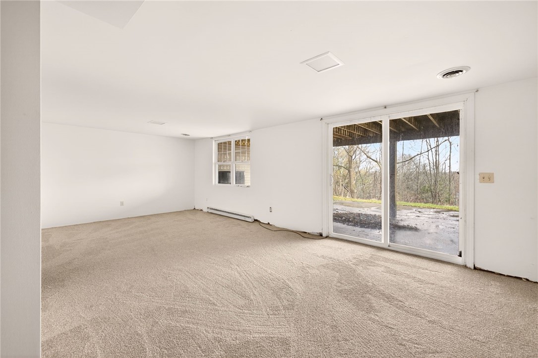 9 Hollingham Rise Perinton, NY 14450 - Photo 12 of 23