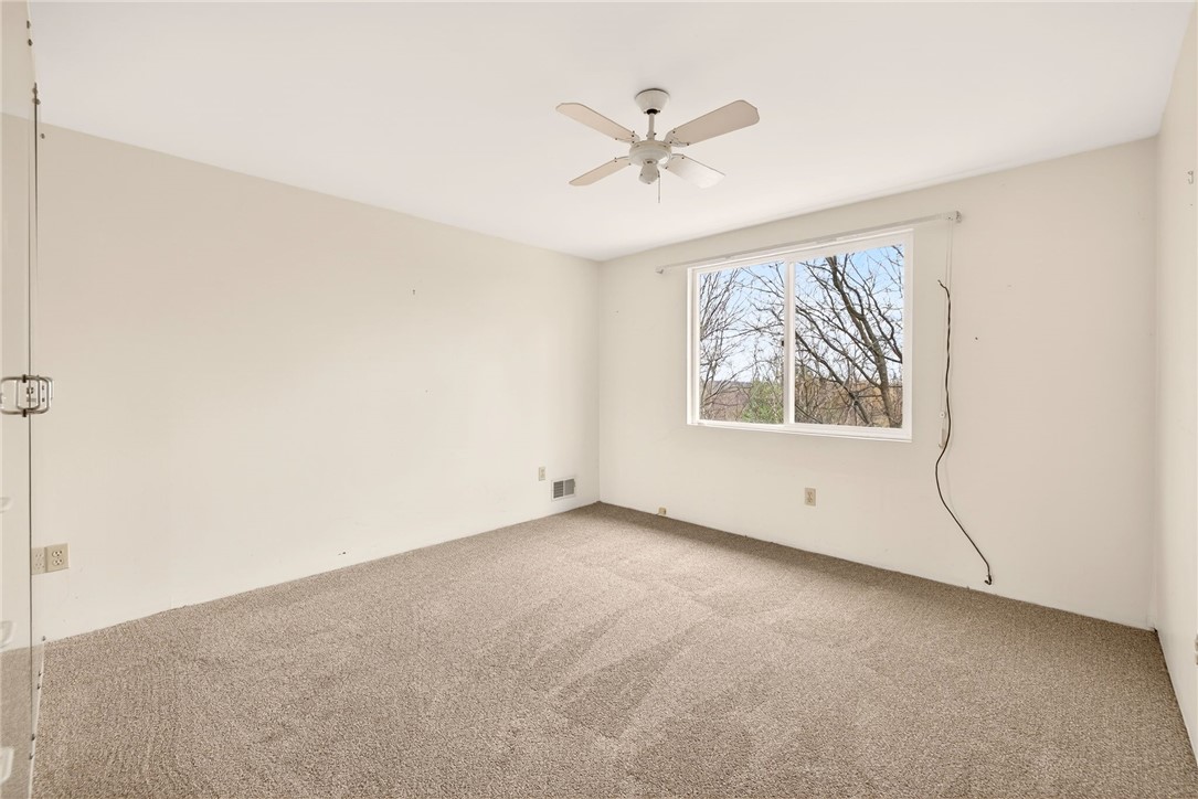 9 Hollingham Rise Perinton, NY 14450 - Photo 14 of 23