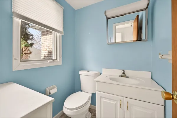 $194,900 | 9 Hollingham Rise, Perinton, NY 14450