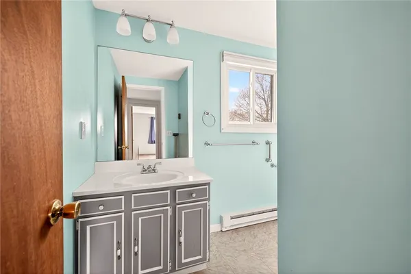 $194,900 | 9 Hollingham Rise, Perinton, NY 14450