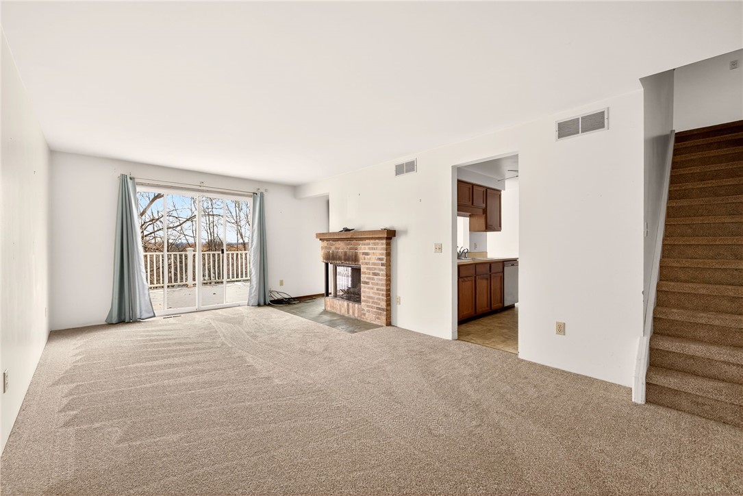 9 Hollingham Rise Perinton, NY 14450 - Photo 5 of 23