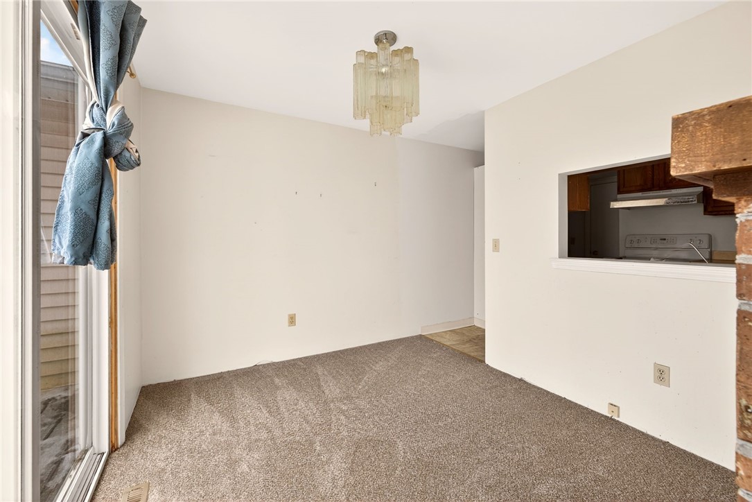 9 Hollingham Rise Perinton, NY 14450 - Photo 6 of 23