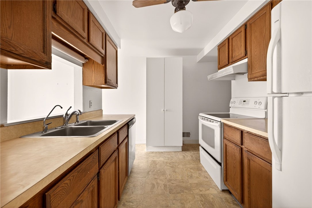 9 Hollingham Rise Perinton, NY 14450 - Photo 9 of 23